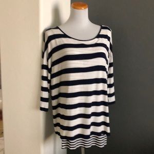 Chelsea & Theodore blue and white stripe top L
